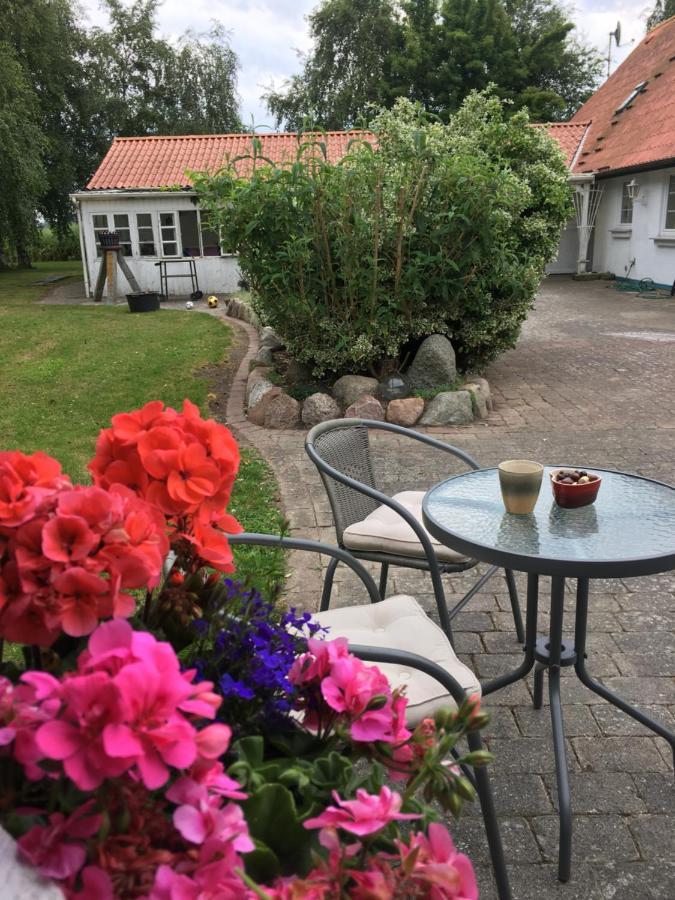 Stunning Romantik Cabin Close To Baltic Sea Villa Idestrup Luaran gambar
